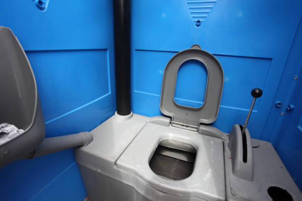 Best Portable toilet rental cost  in Lindsborg, KS