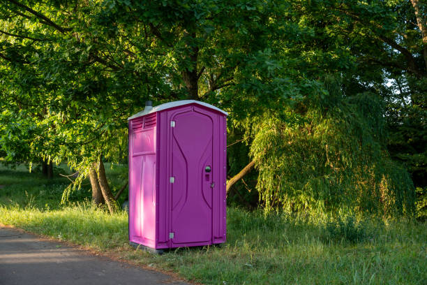 Best Portable toilet rental cost  in Lindsborg, KS
